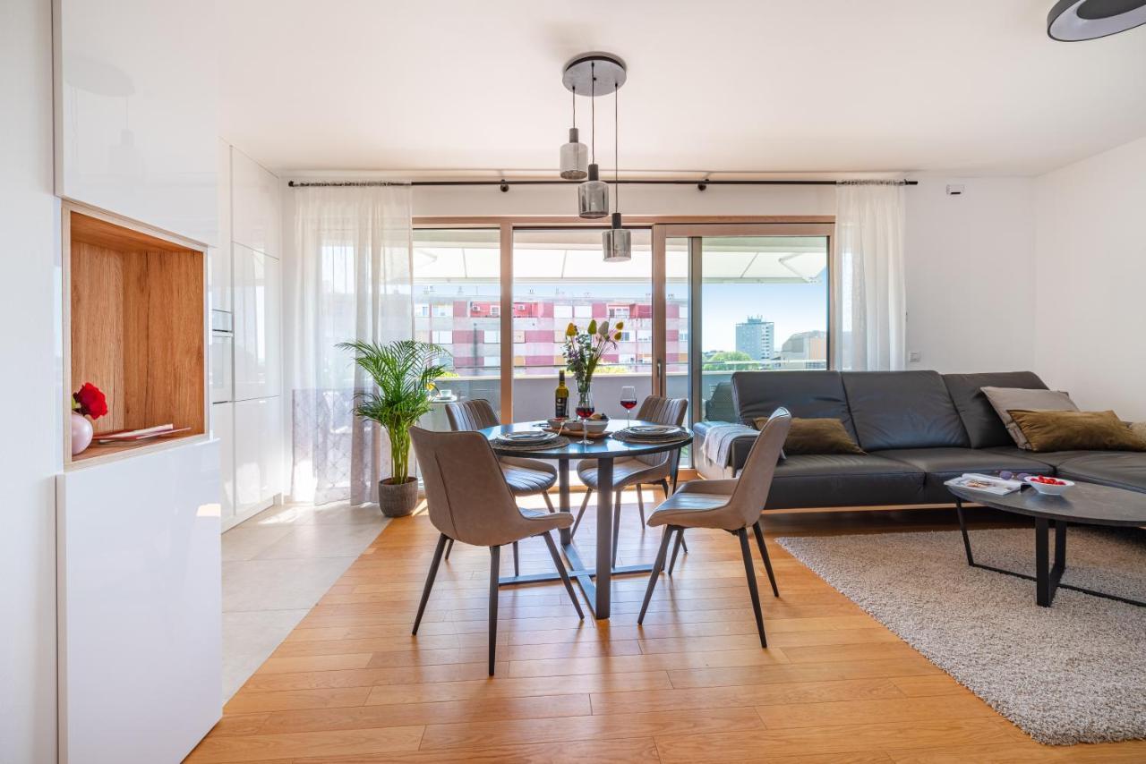D-Apartment - With Garage And Balcony ซาดาร์ ภายนอก รูปภาพ