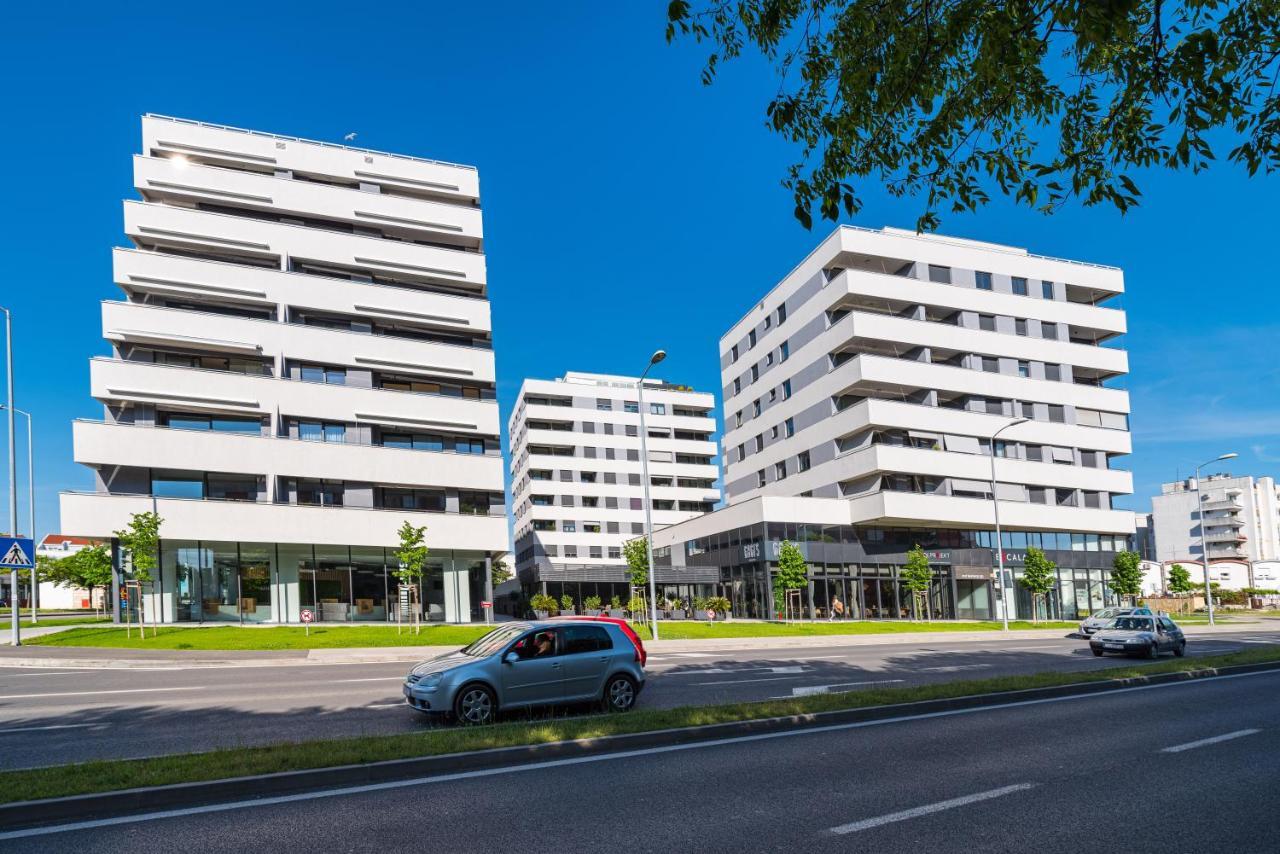 D-Apartment - With Garage And Balcony ซาดาร์ ภายนอก รูปภาพ