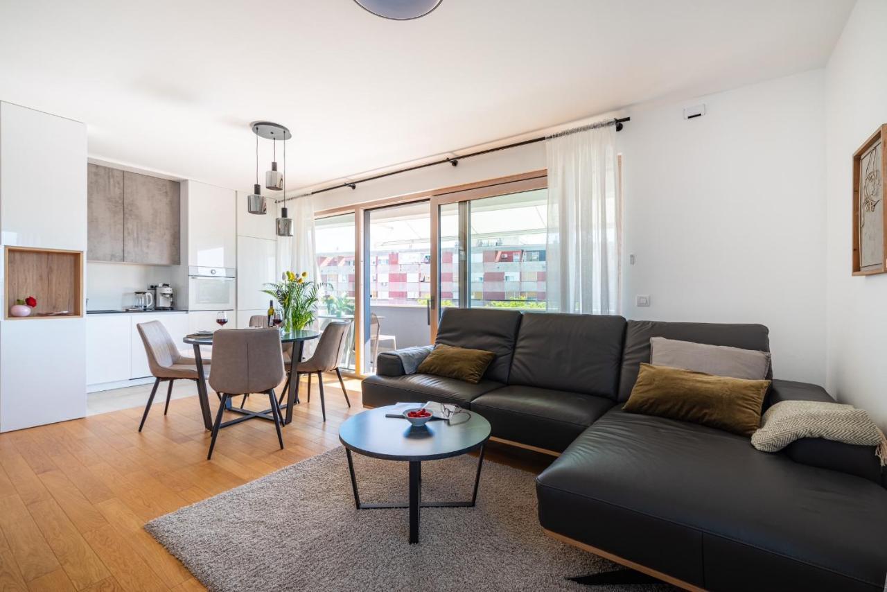 D-Apartment - With Garage And Balcony ซาดาร์ ภายนอก รูปภาพ